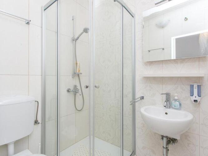 Marini Dvori - Two-bedroom With Terrace Appartement *